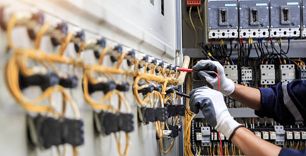 Professional Electrician technician working in Santa Clarita, CA